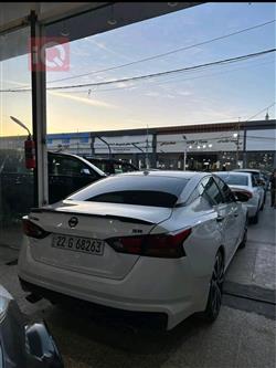 نيسان ألتيما